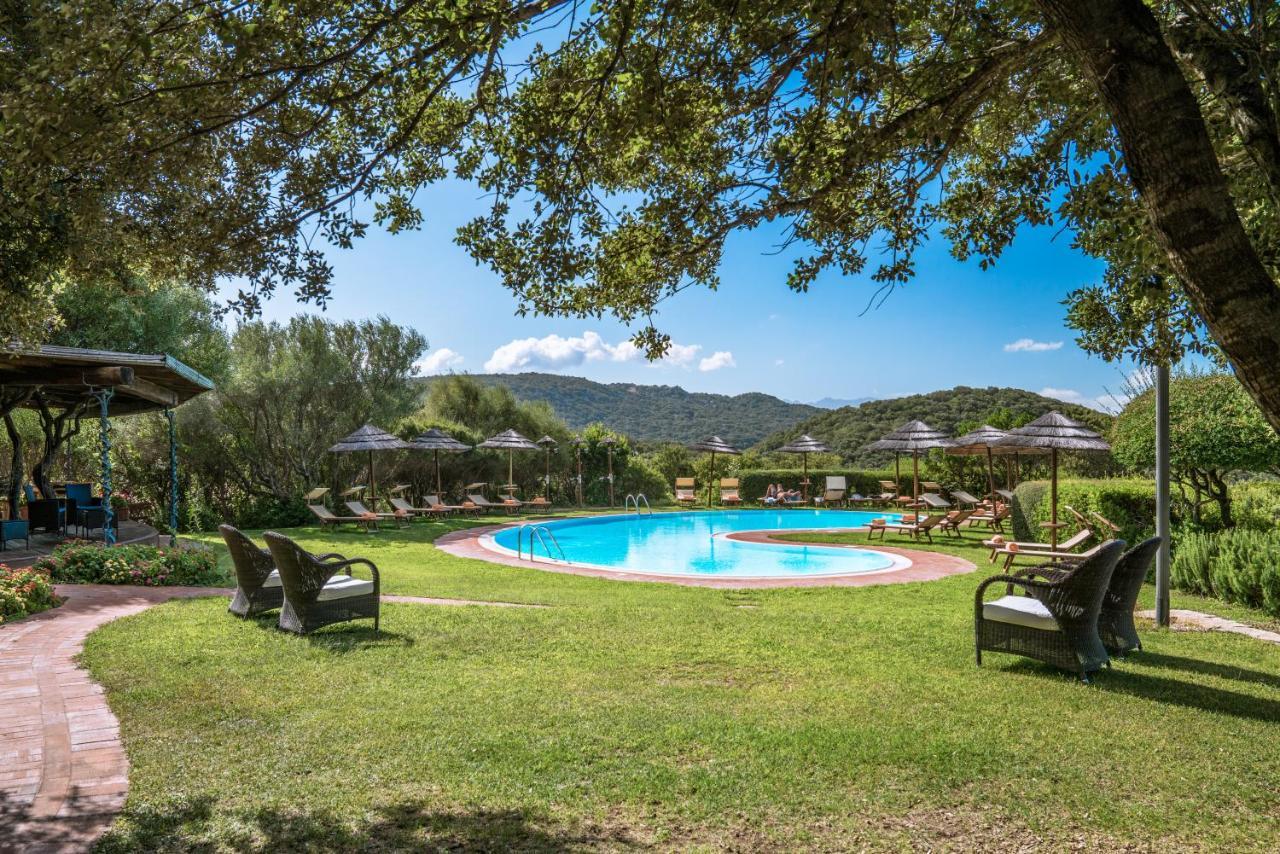 Hotel Aldiola Country Resort Sant’Antonio di Gallura Exterior foto