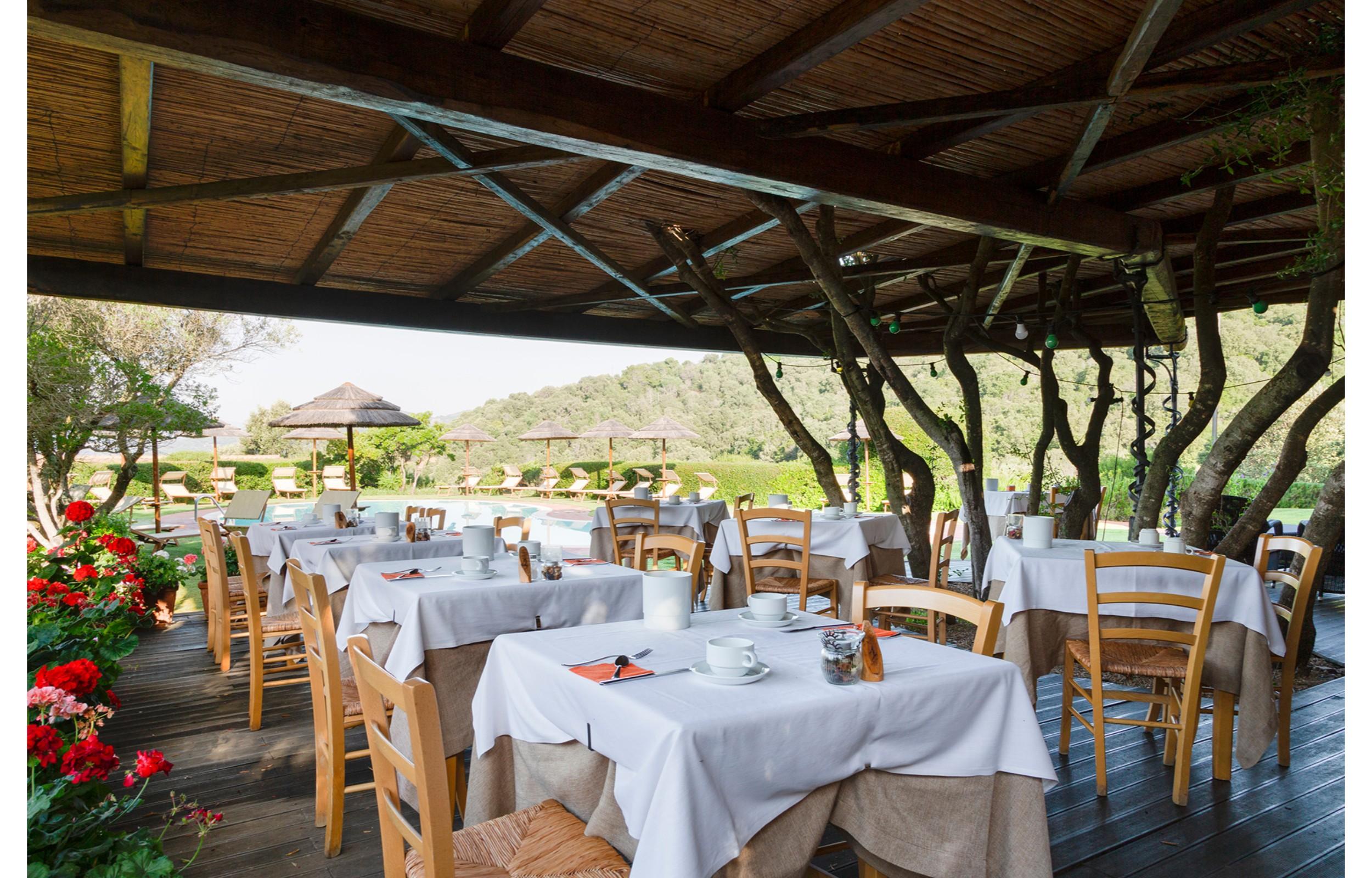 Hotel Aldiola Country Resort Sant’Antonio di Gallura Exterior foto