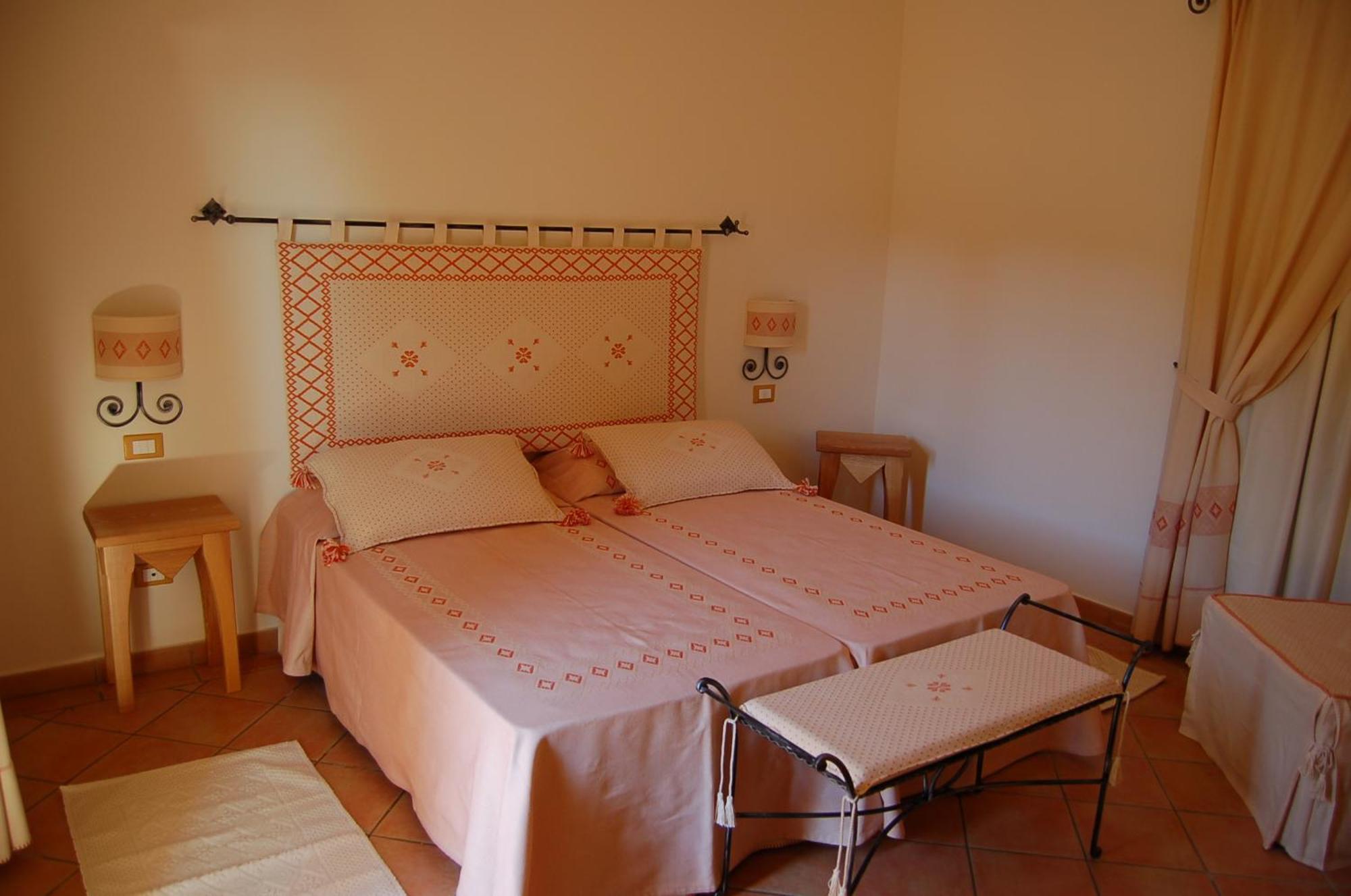 Hotel Aldiola Country Resort Sant’Antonio di Gallura Exterior foto