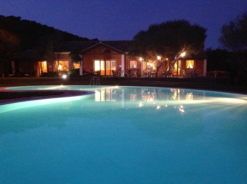 Hotel Aldiola Country Resort Sant’Antonio di Gallura Exterior foto