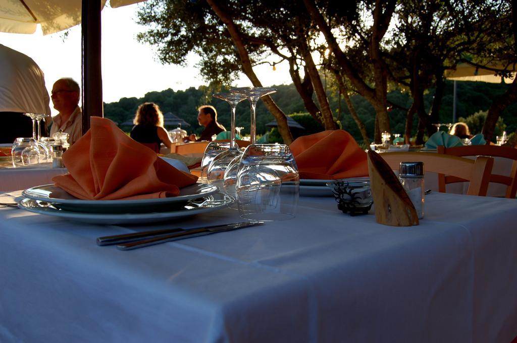 Hotel Aldiola Country Resort Sant’Antonio di Gallura Exterior foto