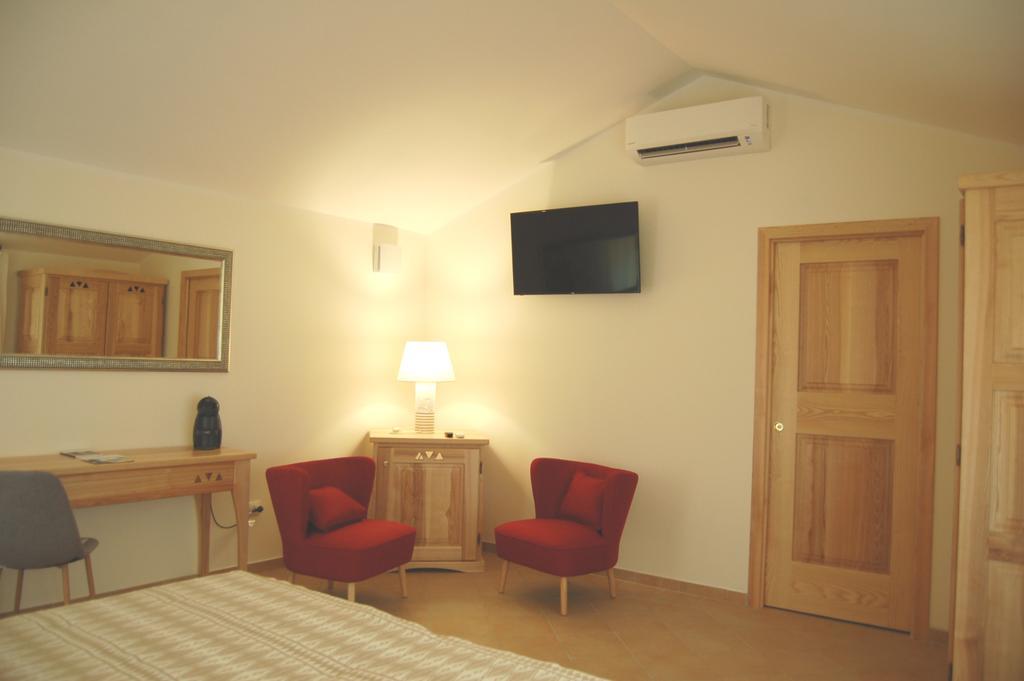 Hotel Aldiola Country Resort Sant’Antonio di Gallura Exterior foto
