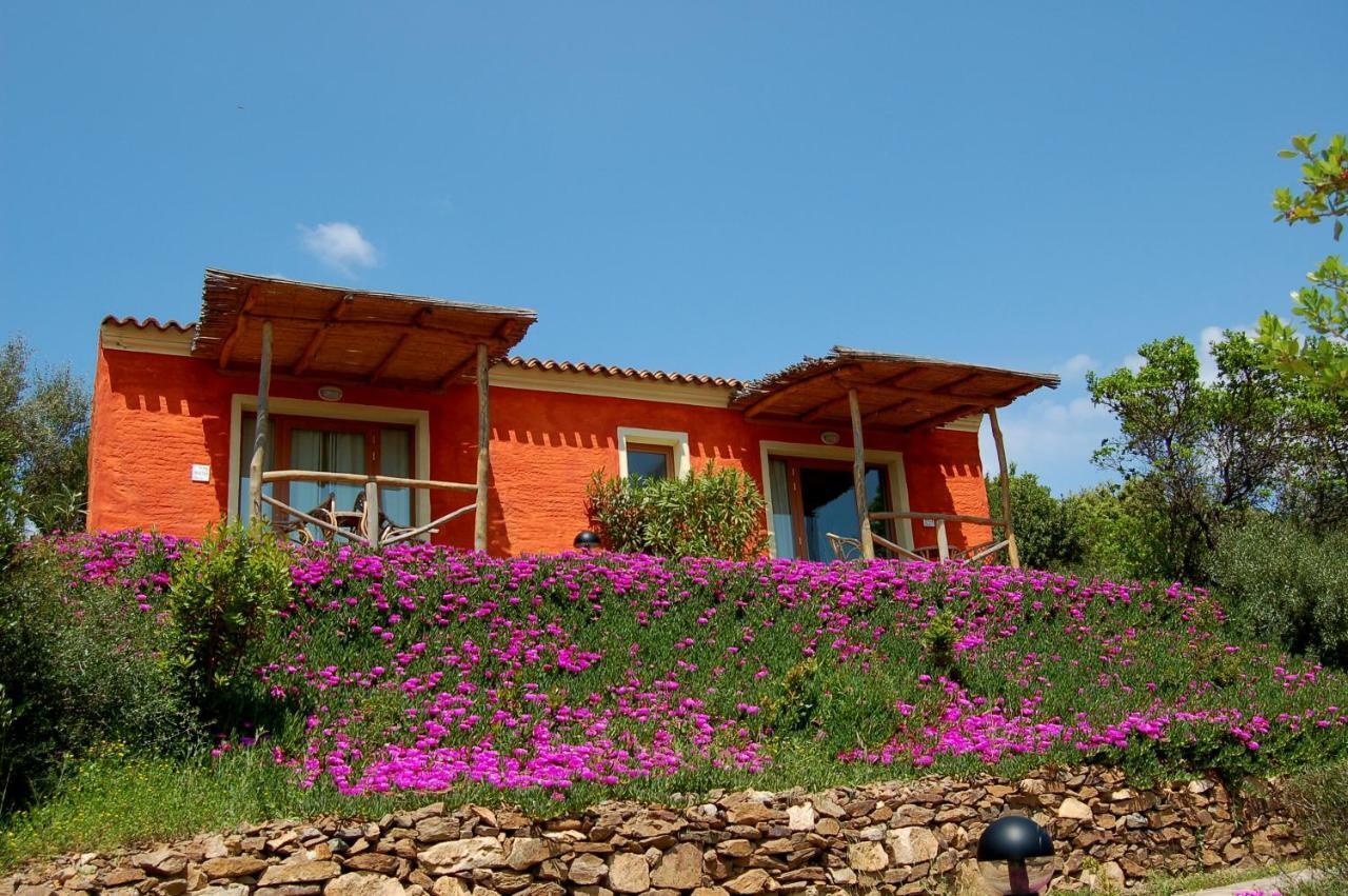 Hotel Aldiola Country Resort Sant’Antonio di Gallura Exterior foto